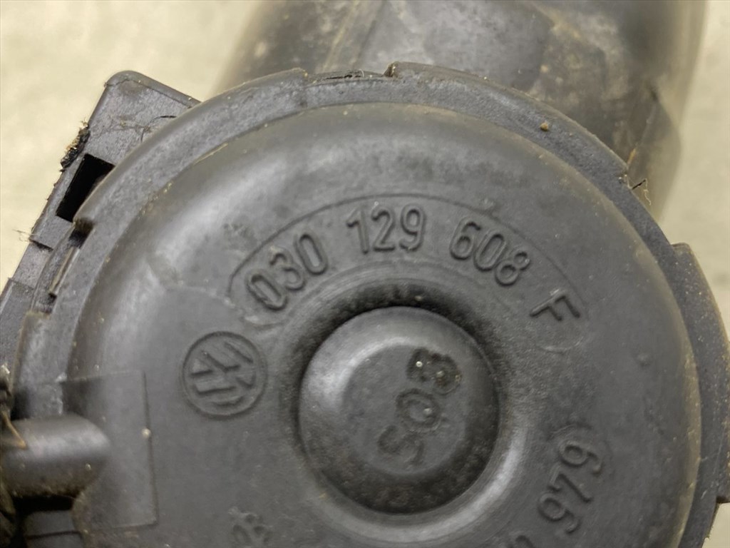 VW POLO (6N1) 45 1.0 Légbeömlő Cső #27807# 43914070979 11. kép