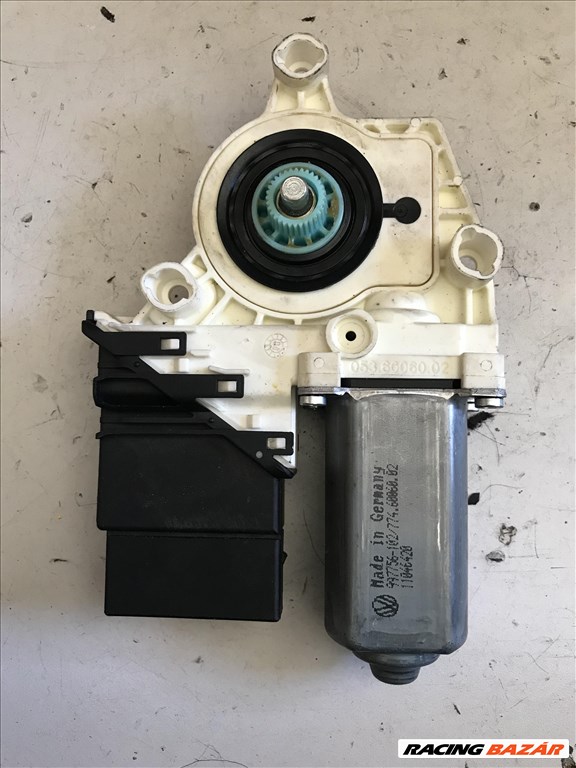 Volkswagen Passat B6 bal hátsó ablakemelő motor 3c9959703 2. kép