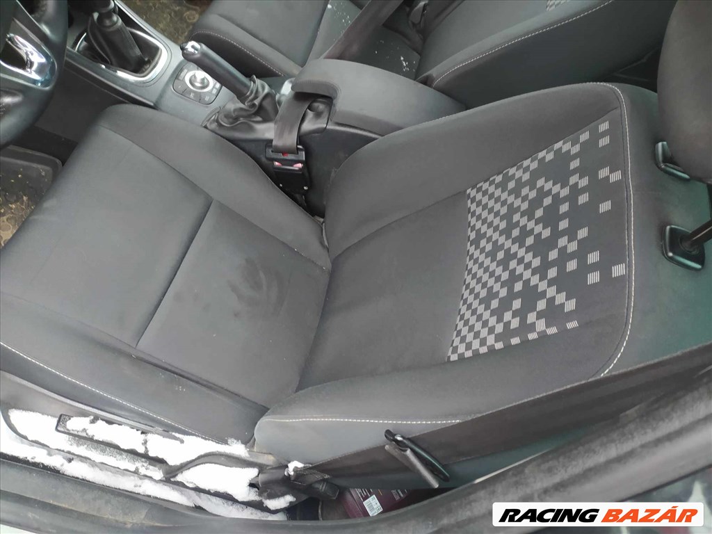 2013 Renault Megane III kombi 1.5 diesel, 6 manuális - BONTÁS - ŐRbottyán! 16. kép