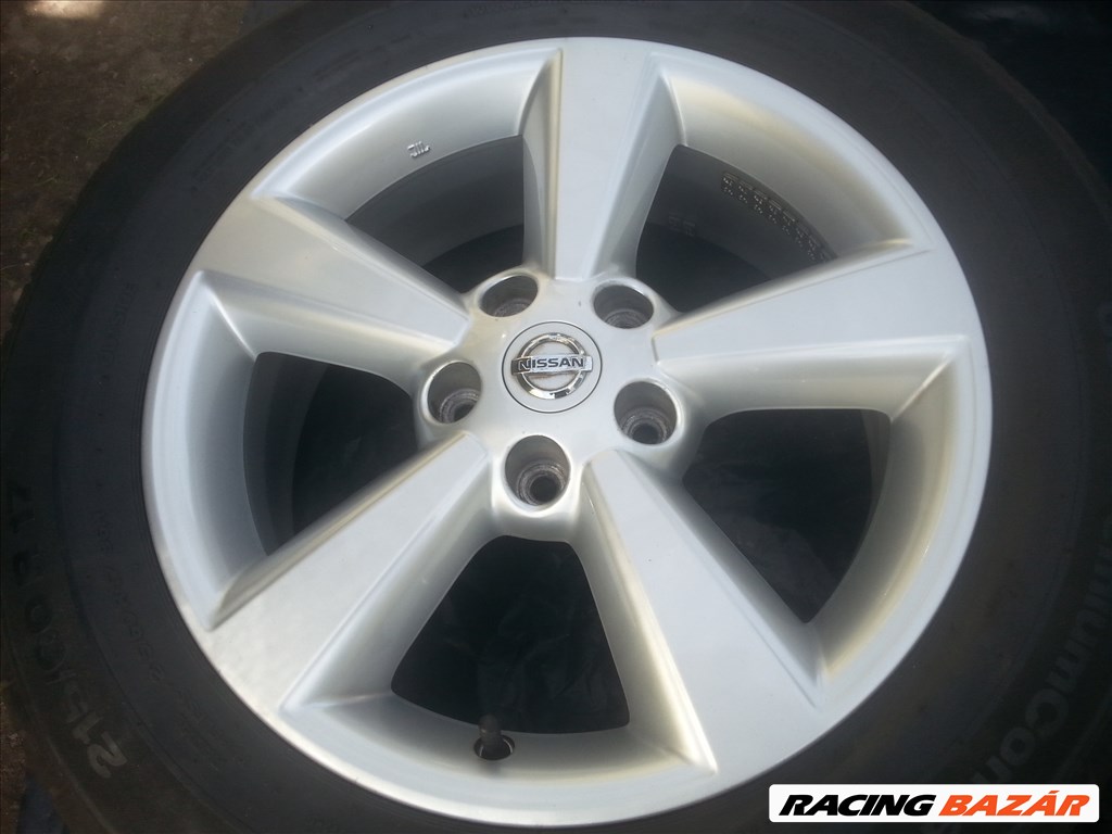  5x114.3 gyári Nissan Qashqai alufelni, rajta 215/60R17 Continental nyári gumi 3. kép