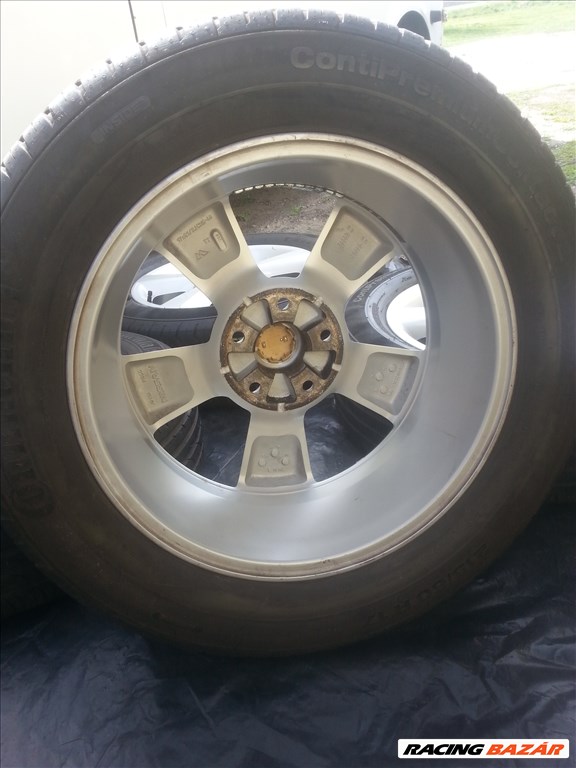  5x114.3 gyári Nissan Qashqai alufelni, rajta 215/60R17 Continental nyári gumi 6. kép