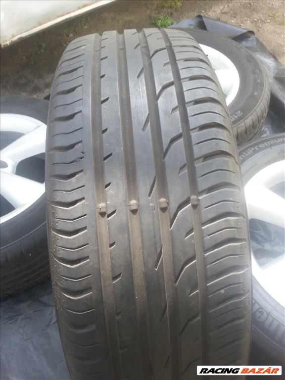  5x114.3 gyári Nissan Qashqai alufelni, rajta 215/60R17 Continental nyári gumi 8. kép