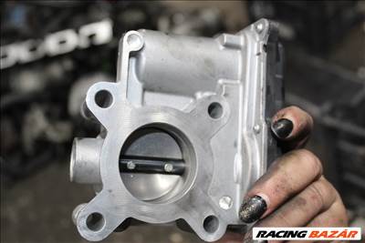 Dacia Sandero II (2013-2020) fojtószelep (161206038R) h8201171233