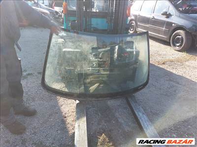 Volkswagen Bora első szélvédő 