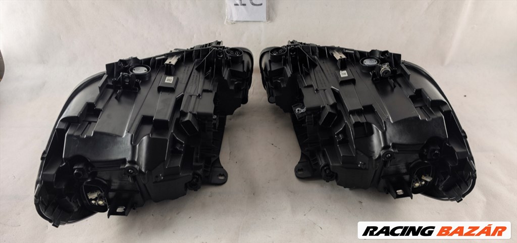 BMW 1-es sorozat F40 Jobb LED fényszóró, bal LED fényszóró  63115a1e056 63115a1e055 6. kép