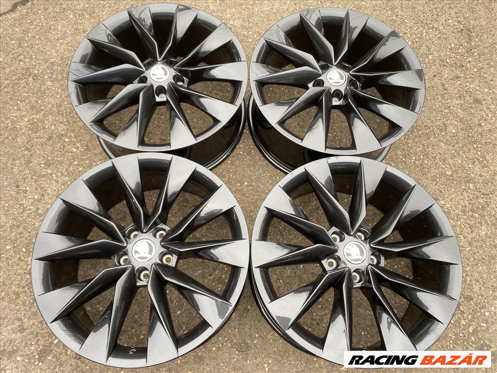 4db gyári 19" Skoda Superb - Kodiaq - Enyaq alufelni. (3646) 1. kép