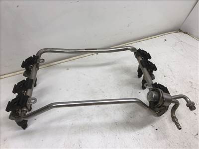 AUDI A4 (8D2/ B5) 2.6 Porlasztó Sor / Híd #11937# 07813668Q