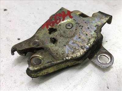 TOYOTA CARINA E (T190) 1.6 (AT190) Csomagtérajtó Zárszerkezet #15634#