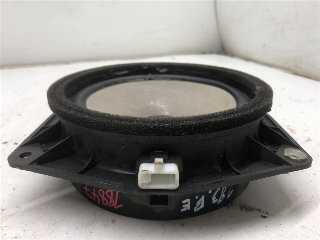 TOYOTA COROLLA Verso II (ZER_/ ZZE12_/ R10) 1.8 (ZNR11_) Bal első Hangszóró #18847# 4. kép