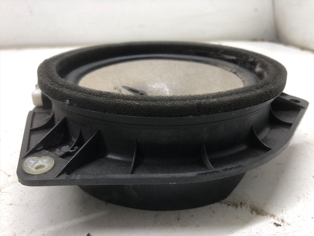 TOYOTA COROLLA Verso II (ZER_/ ZZE12_/ R10) 1.8 (ZNR11_) Bal első Hangszóró #18847# 5. kép