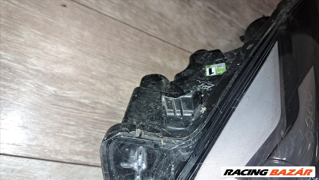 Toyota Aygo (AB40) Jobb első fényszóró  koitooh27 2. kép