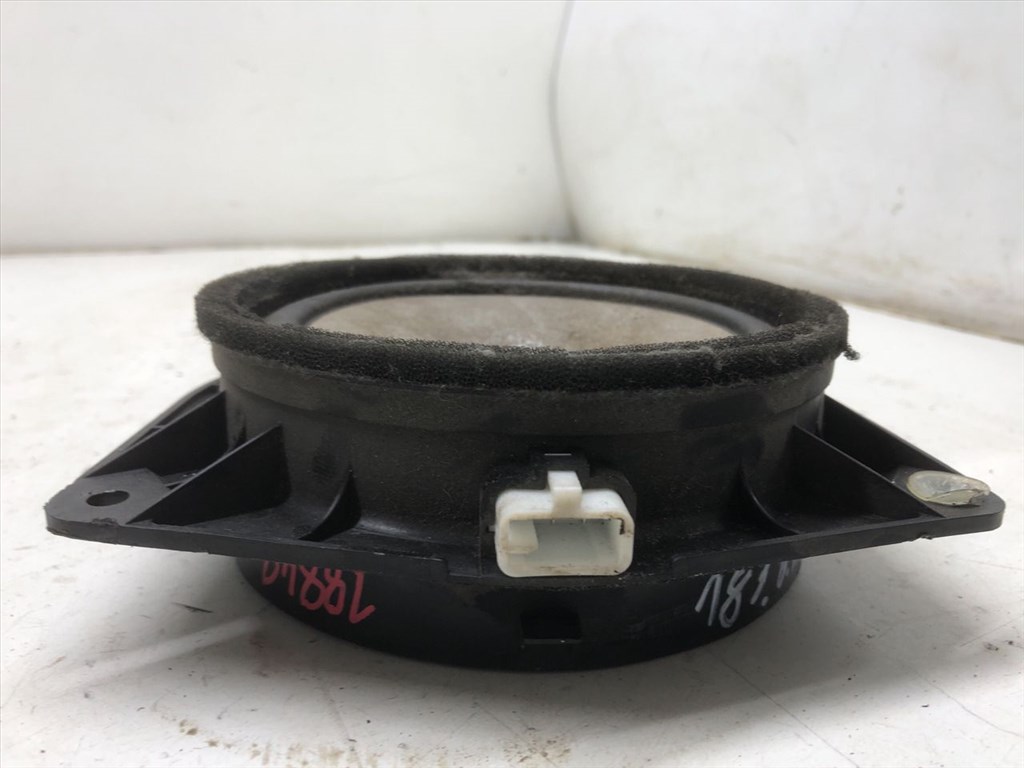 TOYOTA COROLLA Verso II (ZER_/ ZZE12_/ R10) 1.8 (ZNR11_) Bal hátsó Hangszóró #18848# 4. kép