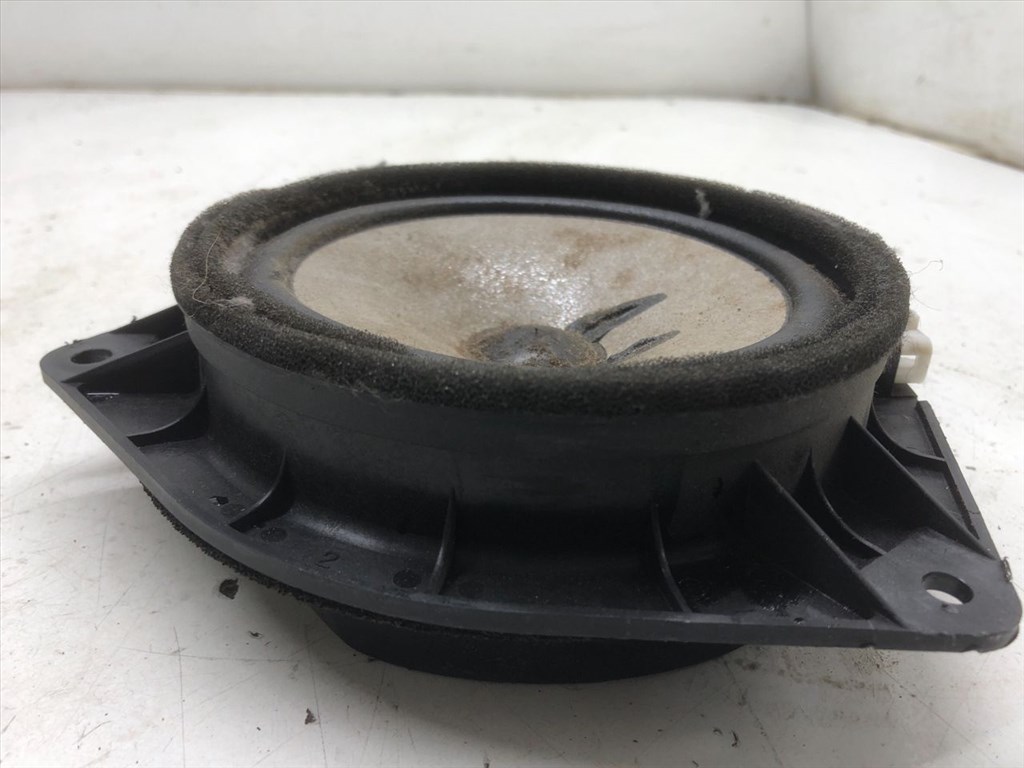 TOYOTA COROLLA Verso II (ZER_/ ZZE12_/ R10) 1.8 (ZNR11_) Bal hátsó Hangszóró #18848# 7. kép