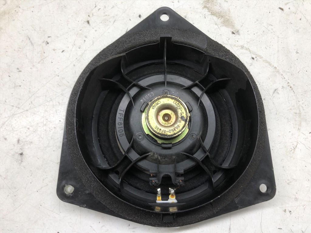 TOYOTA COROLLA Verso II (ZER_/ ZZE12_/ R10) 1.8 (ZNR11_) Bal hátsó Hangszóró #18848# 8. kép