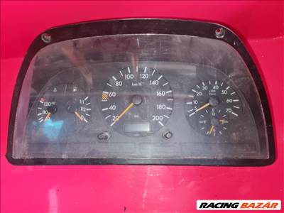 Mercedes Vito 638 TD kilométeróra 