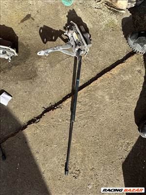 Mercedes W212 motorháztető zsanér patronnal bal 