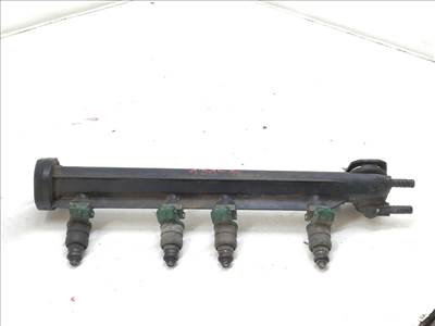 AUDI A3 (8L1) 1.6 Porlasztó Sor / Híd #13162# 06A13331A