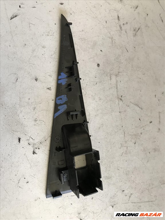 Seat León II 1P _ jobb első ablakemelő kapcsoló keret 2. kép