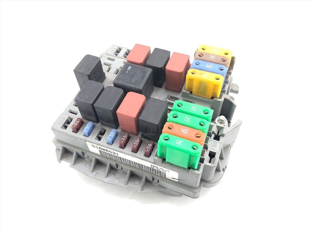 Gyári bontott biztosítékdoboz Fiat Linea 51806891 1. kép