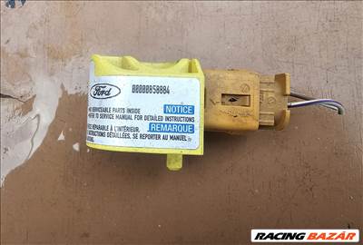 Ford Fusion Ütközés érzékelő 