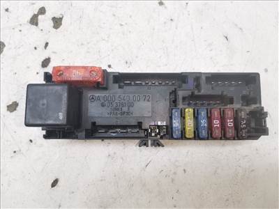 MERCEDES-BENZ E-CLASS (W210) E 200 (210.035) Biztosítéktábla Motortér #29452# A0005400072