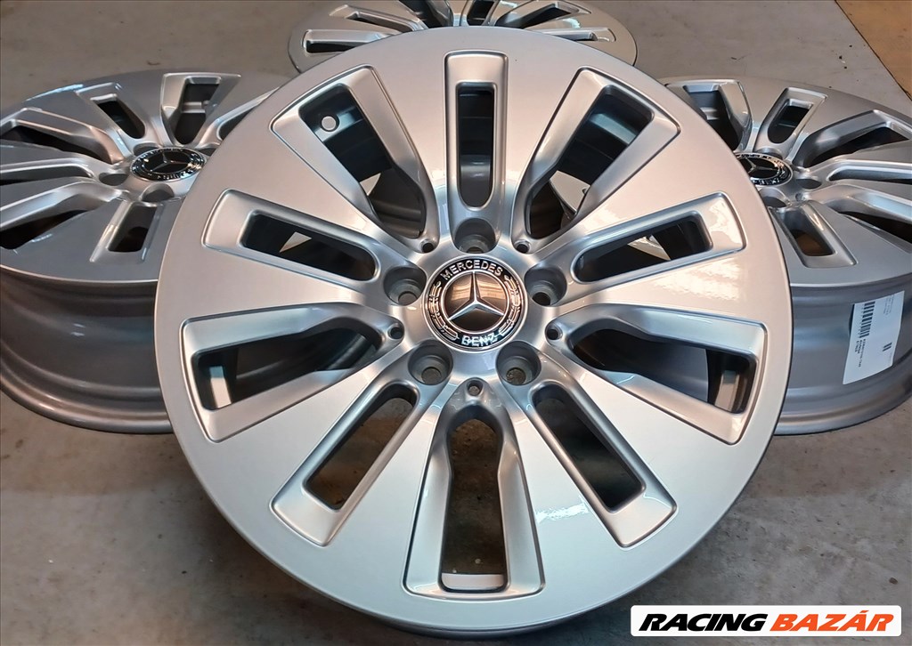  Új! Gyári Mercedes W206 C klasse alufelnik 5x112 6,5x17 ET34,5 4db 1. kép