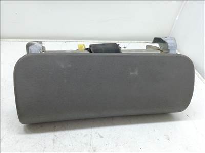 AUDI A3 (8L1) 1.6 Utasoldali Légzsák #9423# 8L0880202A