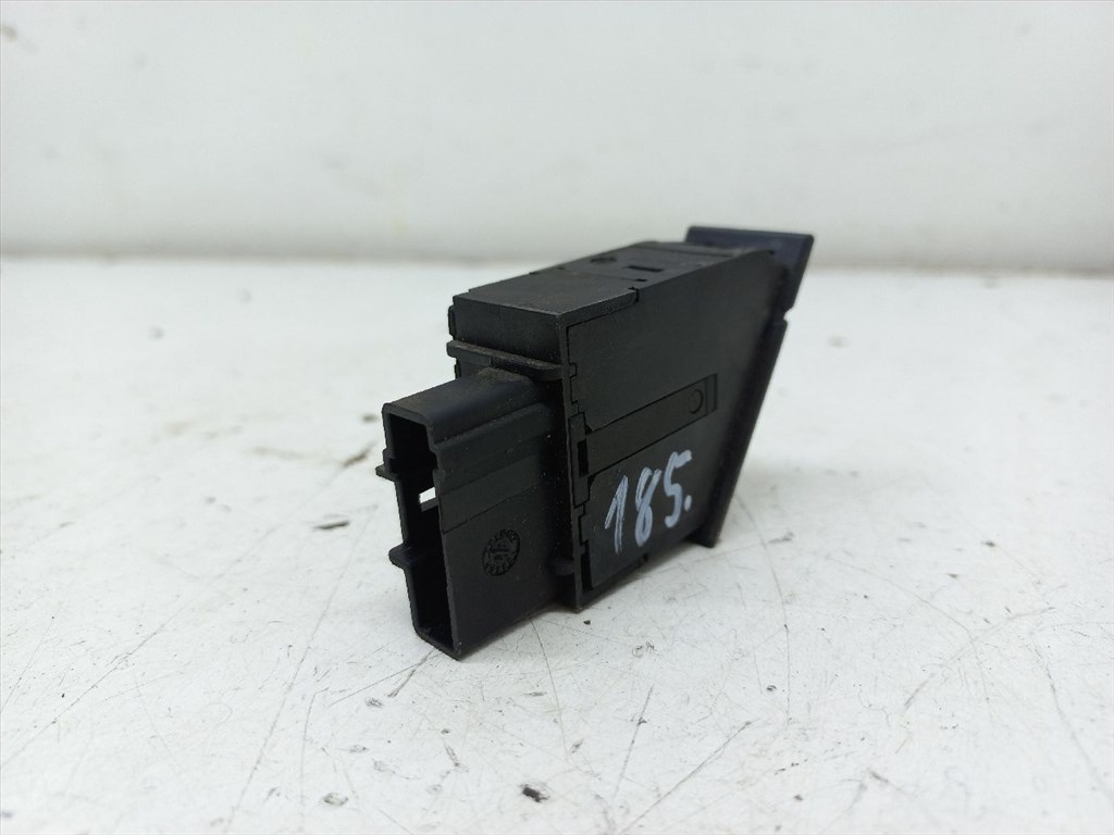 PEUGEOT 406 Break (8E/F) 2.0 HDI 110 Fényszórómagasság Állító Kapcsoló #17844# 1925698 3. kép