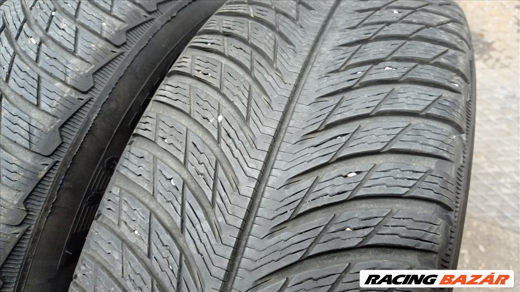  235/6517" használt Michelin téli gumi gumi 2. kép