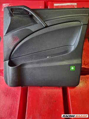 Mercedes Vito 639 jobb első ajtókárpit , bal első ajtókárpit 