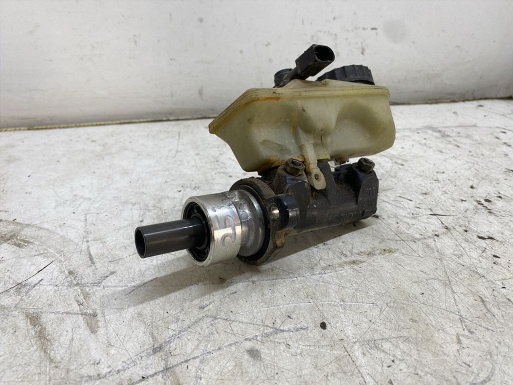 VW POLO (6N1) 45 1.0 Főfékhenger #27750# 311916 1. kép