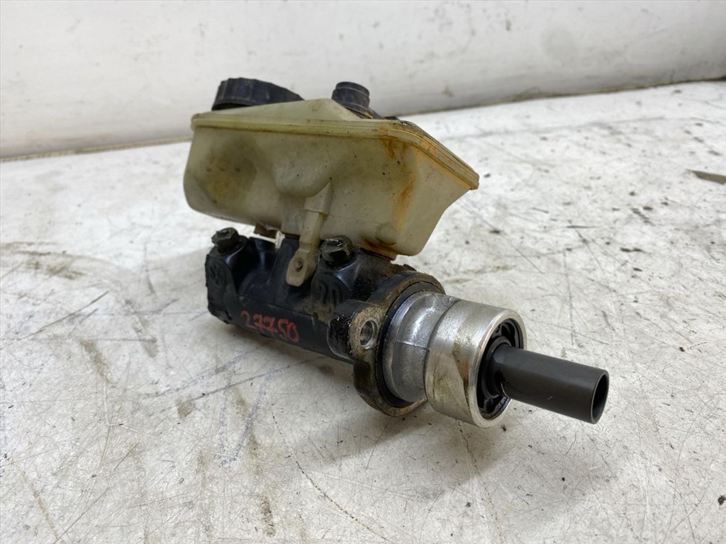 VW POLO (6N1) 45 1.0 Főfékhenger #27750# 311916 2. kép