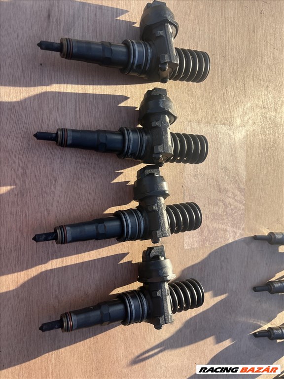 Volkswagen Caddy III, Volkswagen Golf V, Volkswagen Passat B6 Pd elem BN 1. kép