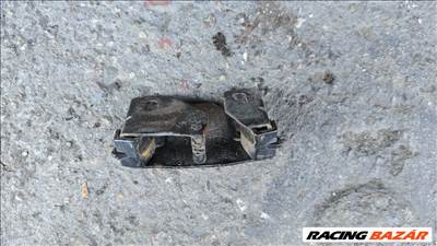 Peugeot 206 1.6 15V csomagtérajtó zár alsó ütköző