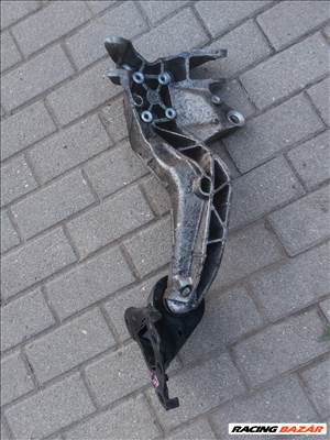 Mini One, Cooper R56, R55 jobb hátsó csonkállvány, tengelycsonk, lengőkar 33326765378