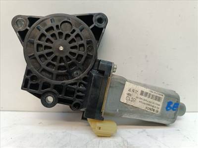 HYUNDAI I30 Bal első Ablakemelő Motor