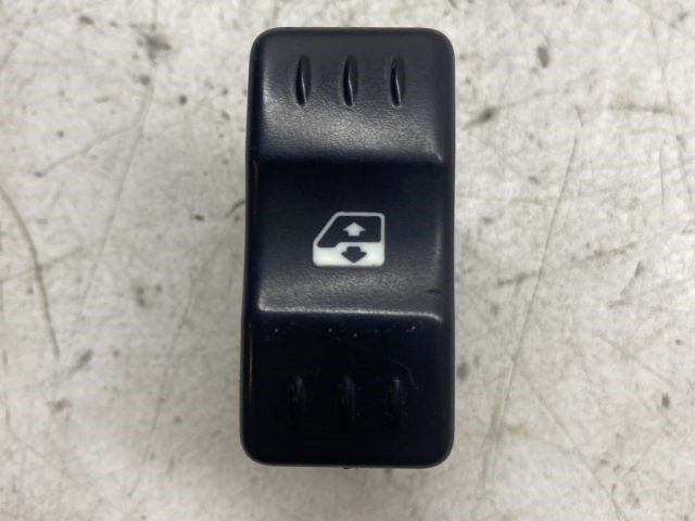 DACIA LOGAN Jobb első Ablakemelő Kapcsoló 6. kép