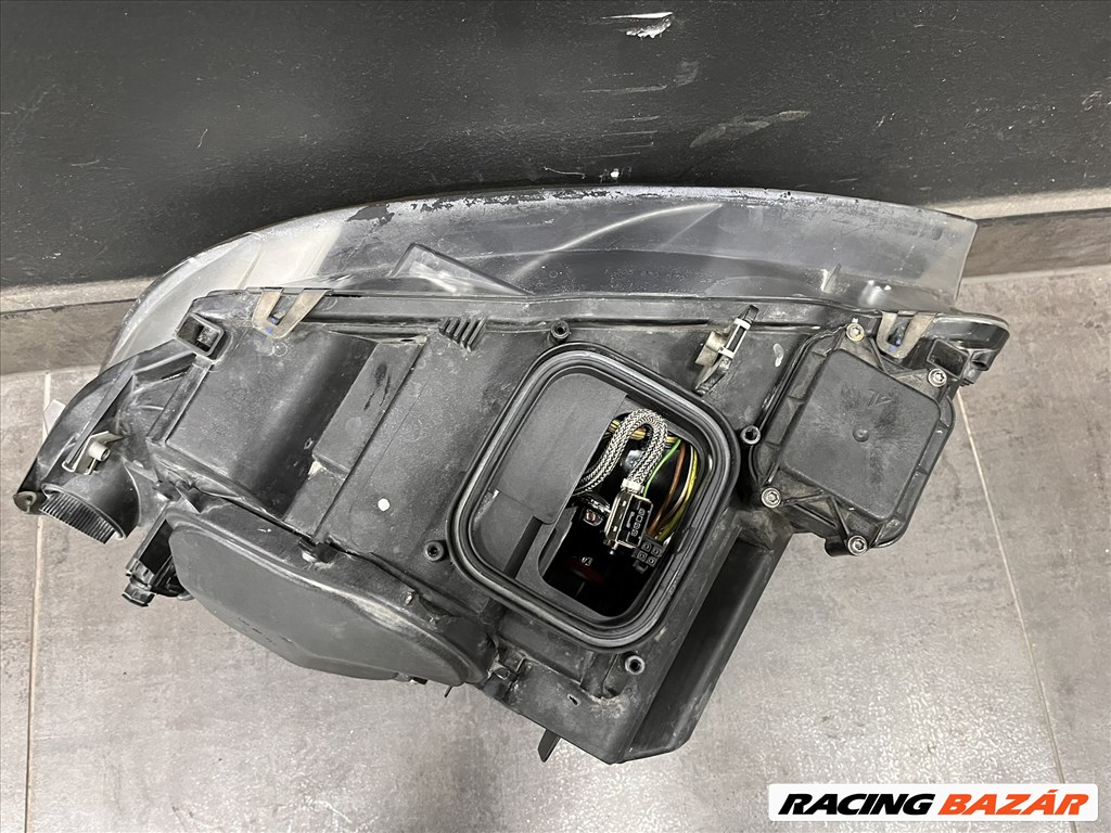 BMW E92/E93 Jobb első kanyarkövetős xenon fényszór 71621421100611060347 4. kép
