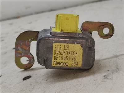MAZDA 323 F VI (BJ) 2.0 D Bal első Oldal Ütközés Érzékelő #32969# B25D57KD0A