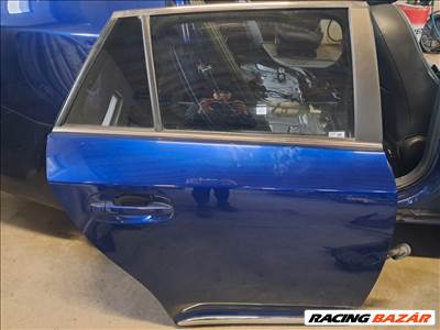 Toyota Avensis (T270 Facelift) KOMBI Jobb hátsó ajtó 