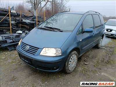 Volkswagen Sharan I 1.9 TDI 4motion gyári karosszéria elemek, LC5W színben eladók lc5w7m vw19tdi4motion