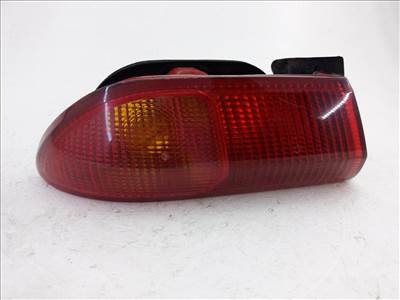 Alfa Romeo 156 bal hátsó külső lámpa.<br /><br />Betét nélkül 60620137	