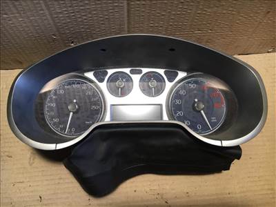 Lancia Delta 1.4 Tjet bontott óracsoport 51835109