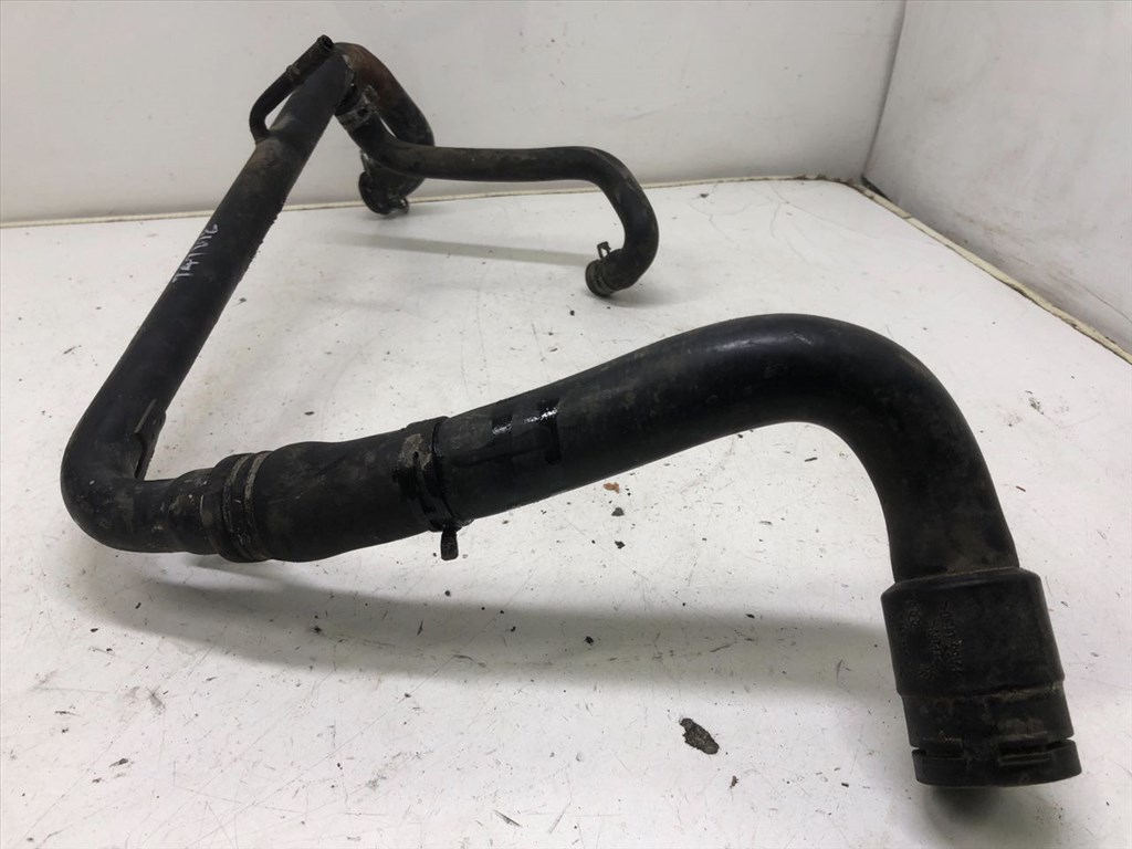 VW PASSAT V (3B2) 1.8 T Vízcső #15934# 6. kép