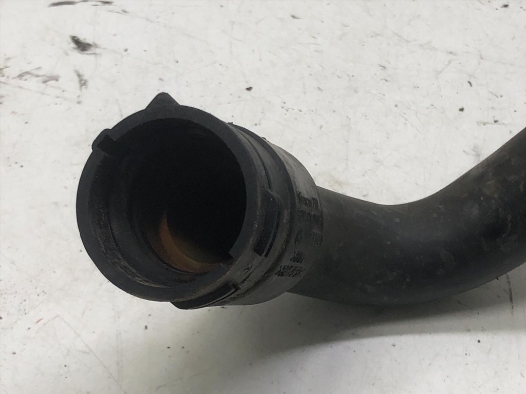 VW PASSAT V (3B2) 1.8 T Vízcső #15934# 12. kép