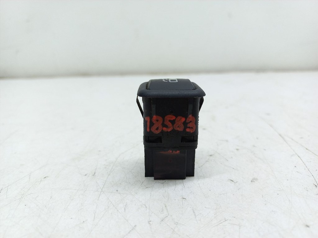 SEAT LEON (1M1) 1.4 16V Tankajtó Nyitó Kar / Gomb #18583# 3B0959833A 8. kép