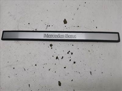 MERCEDES-BENZ E-CLASS (W210) E 200 (210.035) Jobb első Küszöb Díszléc #29069# A2106803435