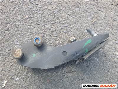 Audi 80 (B2 - 81) kormányösszekötő rúd tartóvas