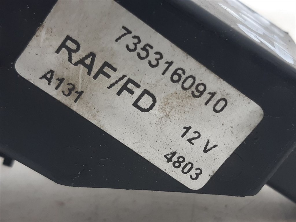 FIAT DUCATO (244) 2.0 JTD Fényszórómagasság Állító Kapcsoló #26675# 7353160910 3. kép