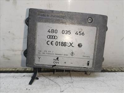 AUDI A6 II Avant (4B5/ 4B6/ C5) 2.5 TDI quattro Antenna Erősítő #30821# 4B0035456